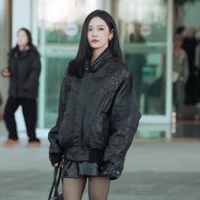 [패션엔 포토] 에스파 닝닝, 가죽으로 시작해서 가죽으로 끝냈다! 멋쟁이 레더룩 출국