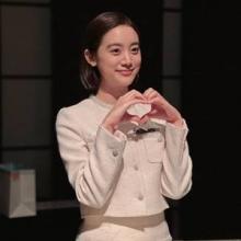 우혜림, 20년 지기 찐친 결혼식 찾은 의리녀! 멋과 품격 다 챙긴 트위드 하객룩