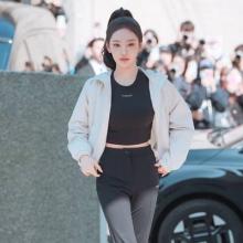 [패션엔 포토] 에스파 닝닝, 용산이 들썩 탄탄 레깅스 핏! 러블리한 건강미 애슬레저룩