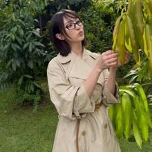 표예진, 태국에서 봄 제대로 훔쳤다! 칼단발에 벨티트 트렌치코트 봄 리조트룩