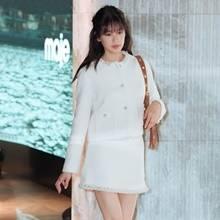 [패션엔 포토] 정소민, 봄향기 몰고 온 싱그러운 여신! 화이트 프렌치 트위드 슈트 나들이룩