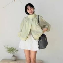 손예진, 봄 바람막이 재킷 픽은? 하이넥 집업 봄 멋쟁이 블루종 그린 재킷 데일리룩