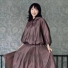 전도연, 풍성한 볼륨과 유려한 실루엣! 한편의 영화같은 순간 엘레강스 클래식 