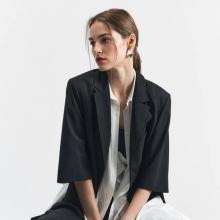 이랜드 CM큐브, 아방가르드 패션 대중화 선언! 디자이너 감성의 아방가르드룩 제안