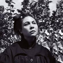 '낭만주의 디자이너' 시몬 로샤, 남성복 첫 단독 패션쇼...피티 워모 게스트 디자이너 선정