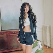 아이들 민니, 운동복이야 일상복이야! 일상이 더 예쁜 크롭톱 핫한 애슬레저룩