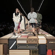 루이비통, 샤넬 이어 한국서 승승장구...지난해 1조8500억 매출 '역대 최대'