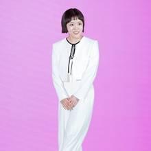 [패션엔 포토] 김향기, 봄향기 몰고 온 단발 요정! 깜찍 발칙한 화이트 크롭 슈트룩 