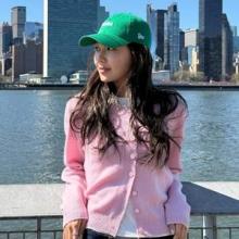 소녀시대 수영, 외투 입었다 벗었다 요즘 뉴욕 여행룩! 카디건에 레더 재킷 레이어드룩