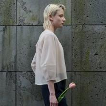 형지I&C 캐리스노트, 지구의 날 맞아 지속가능 경영 실천! 리사이클 블라우스 출시