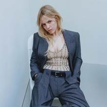 H&M, 스텔라 맥카트니 20년만에 다시 뭉쳤다...협업 컬렉션 5월 7일 론칭 캠페인