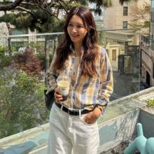 채정안, 체크 셔츠가 요즘 필수템! 입었다 둘렀다 힙한 체크 셔츠 나들이룩 
