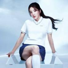 권은비, 여름 아이콘이 골프웨어를 입을 때! 워터밤의 여신 영앤리치 필드룩