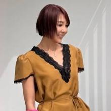 최은경 아나, 란제리야 블라우스야? 경계 허문 센슈얼 란제리 톱 데일리룩