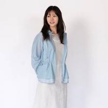 장신영, 올 여름 가볍고 우아한 레이어링 스타일이 대세! 경량 레이어드 섬머 데일리룩