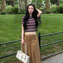 에스파 카리나, 뉴욕 스트릿 잇걸! 자연스런 골반 라인 뽐낸 슬림 실루엣 스트릿룩