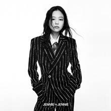 블랙핑크 제니, 치명적인 팜므파탈! '파격적인 탈의 vs 테일러드 슈트' 극과극 샤넬룩