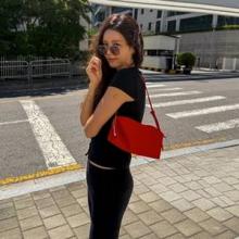 채정안, 대체 몸무게 얼마? 몸에 착 감긴 슬림 레깅스 핏 애슬레저룩