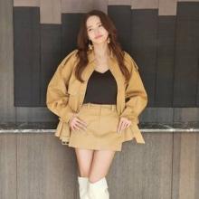 한채영, 시간이 멈춘 듯! 다시 리즈 시절 소환 베이지 미니 셋업 슈트룩