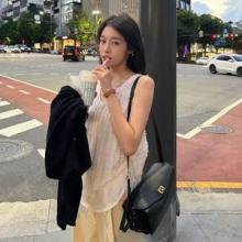 노윤서, ‘동궁’ 생강 아직도 못 잊었네! 루즈 핏 슬리브리스 톤온톤 청순 데일리룩