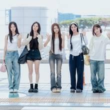 [패션엔 포토] '5명 걸그룹 요정' 리센느, 같은 듯 다른 화이트 시밀러룩 LA 출국