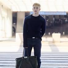 스트레이키즈 방찬, 가을 남친룩의 정석! 골지 니트와 청바지 꿀조합 밀라노 출국길