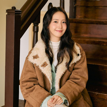 소녀시대 윤아, 한번로 두벌 효과! 하이넥 리버시블 무스탕 시어링 재킷 어디꺼?