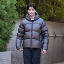 [패션엔 포토] 변우석, 역시 대세! 성수동 난리난 비주얼 폼나는 하이넥 후드 숏패딩
