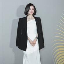 [패션엔 포토] 김지원, 청담동 흔든 단발 여신! 드레스와 블레이저 굿조합 우아한 레이어드룩 