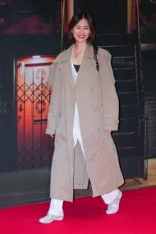 [패션엔 포토] 이소라, 원조 슈퍼모델의 위엄! 시대를 초월한 트렌치 코트 시사회룩